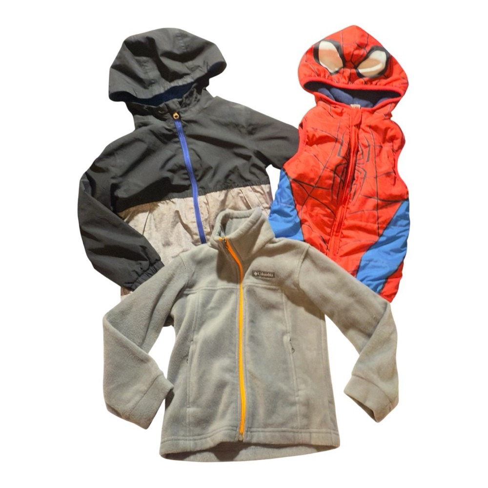 Bundle of 2 jackets & 1 vest for kids Boy’s size extra small - small | k